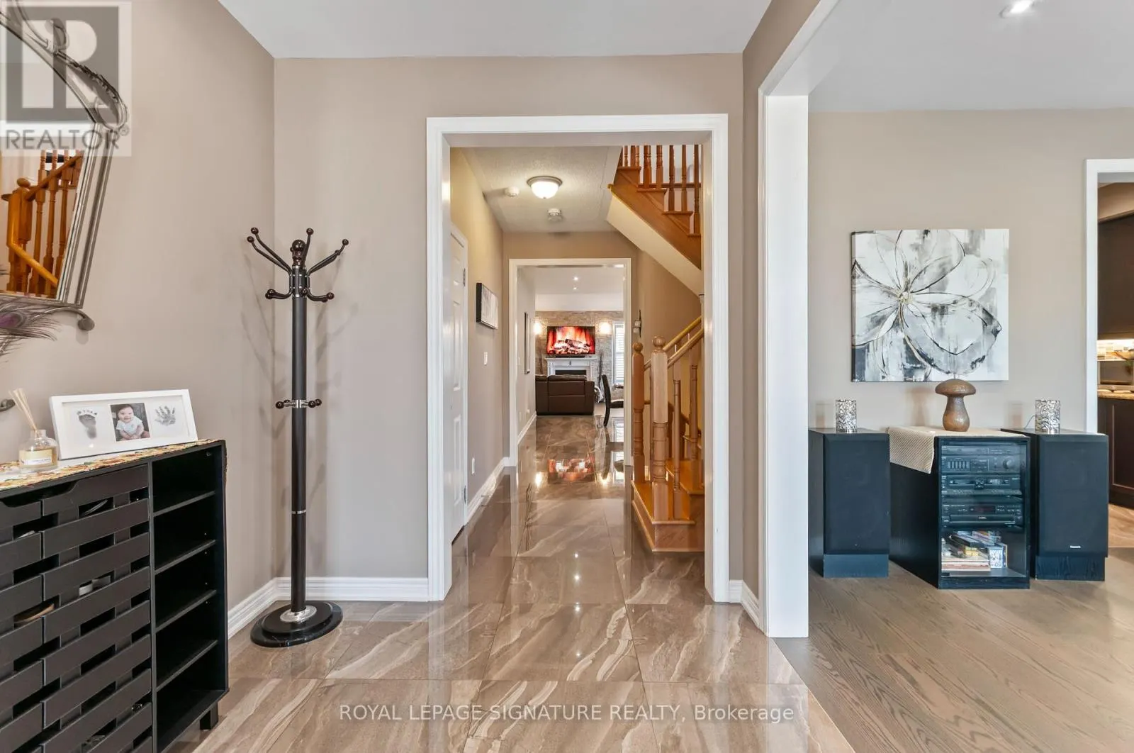 80 SHARPE CRESCENT