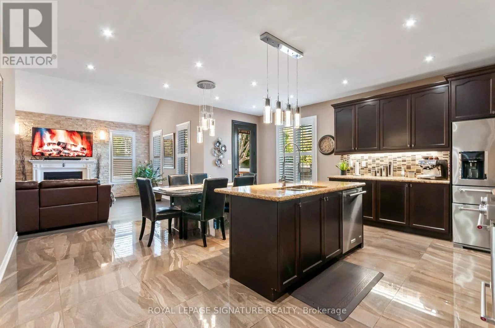 80 SHARPE CRESCENT