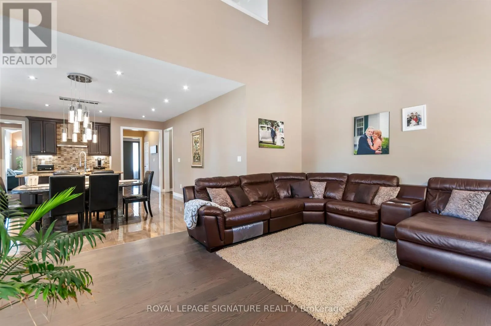 80 SHARPE CRESCENT