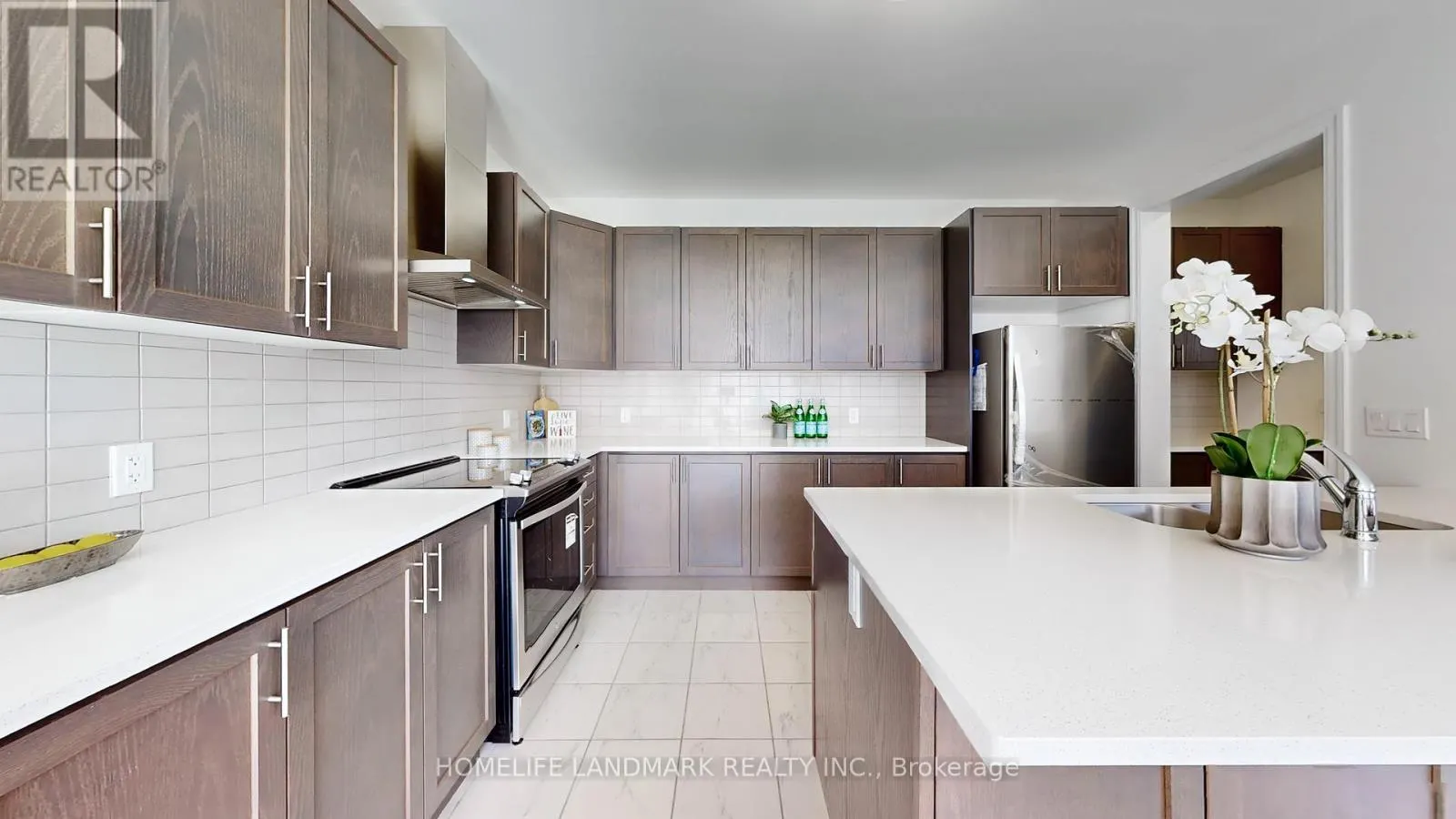 62 FRANK KELLY DRIVE
