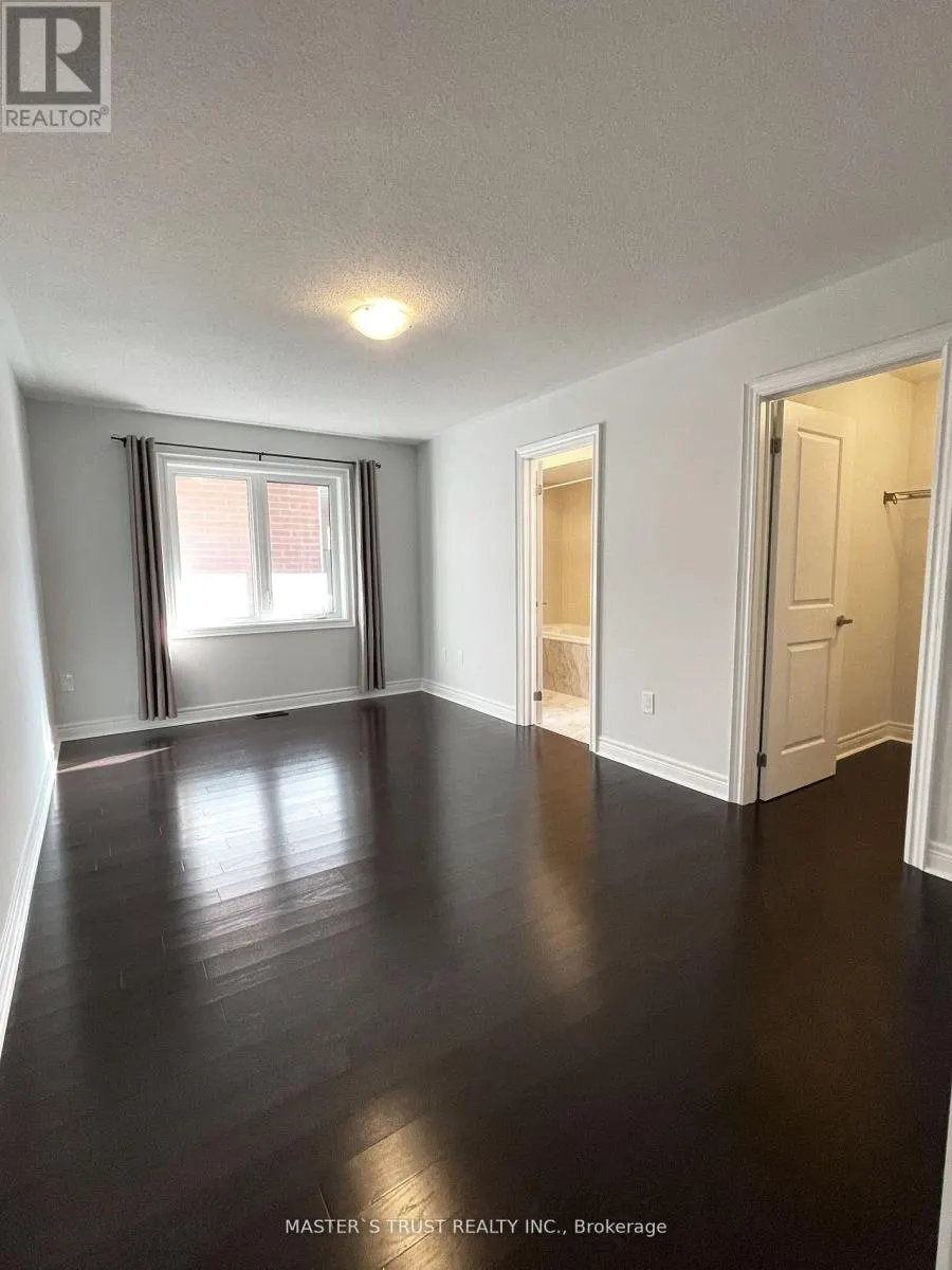 18 CLIFFORD FAIRBARN DRIVE