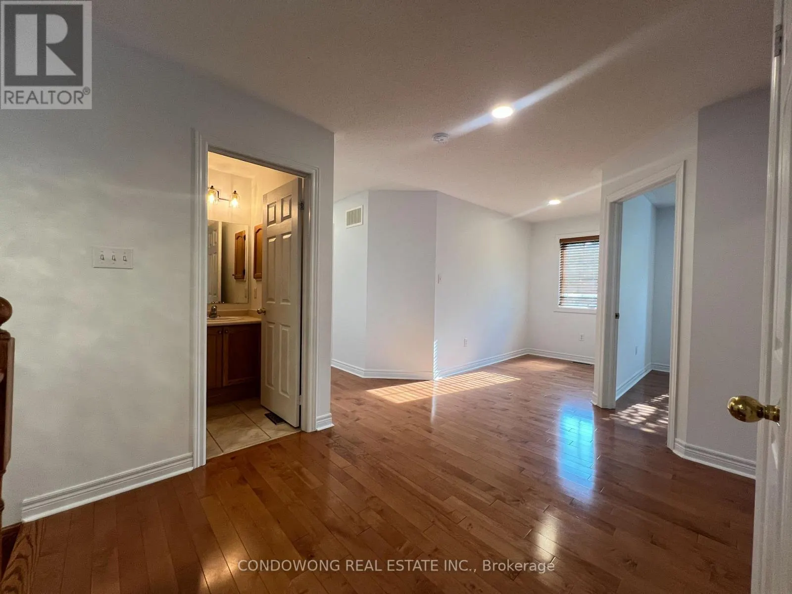 194 AUTUMN HILL BOULEVARD