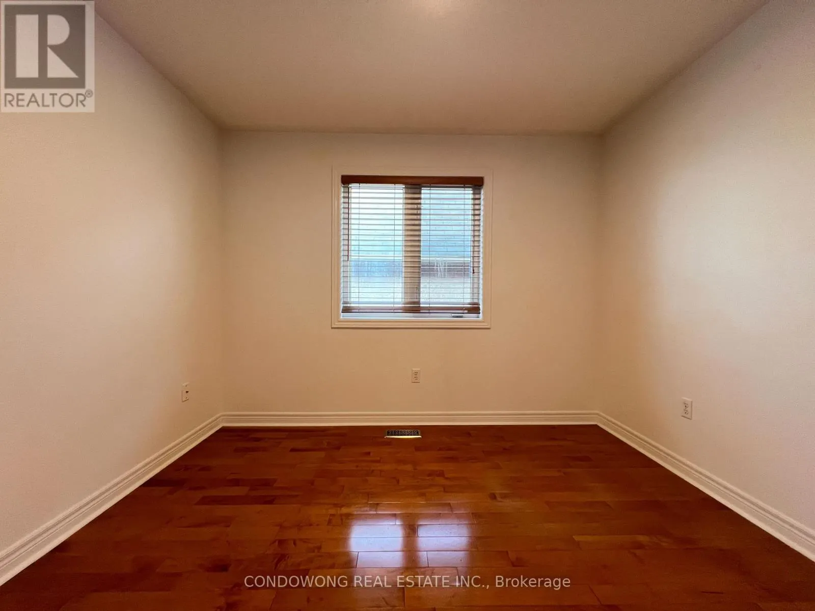 194 AUTUMN HILL BOULEVARD