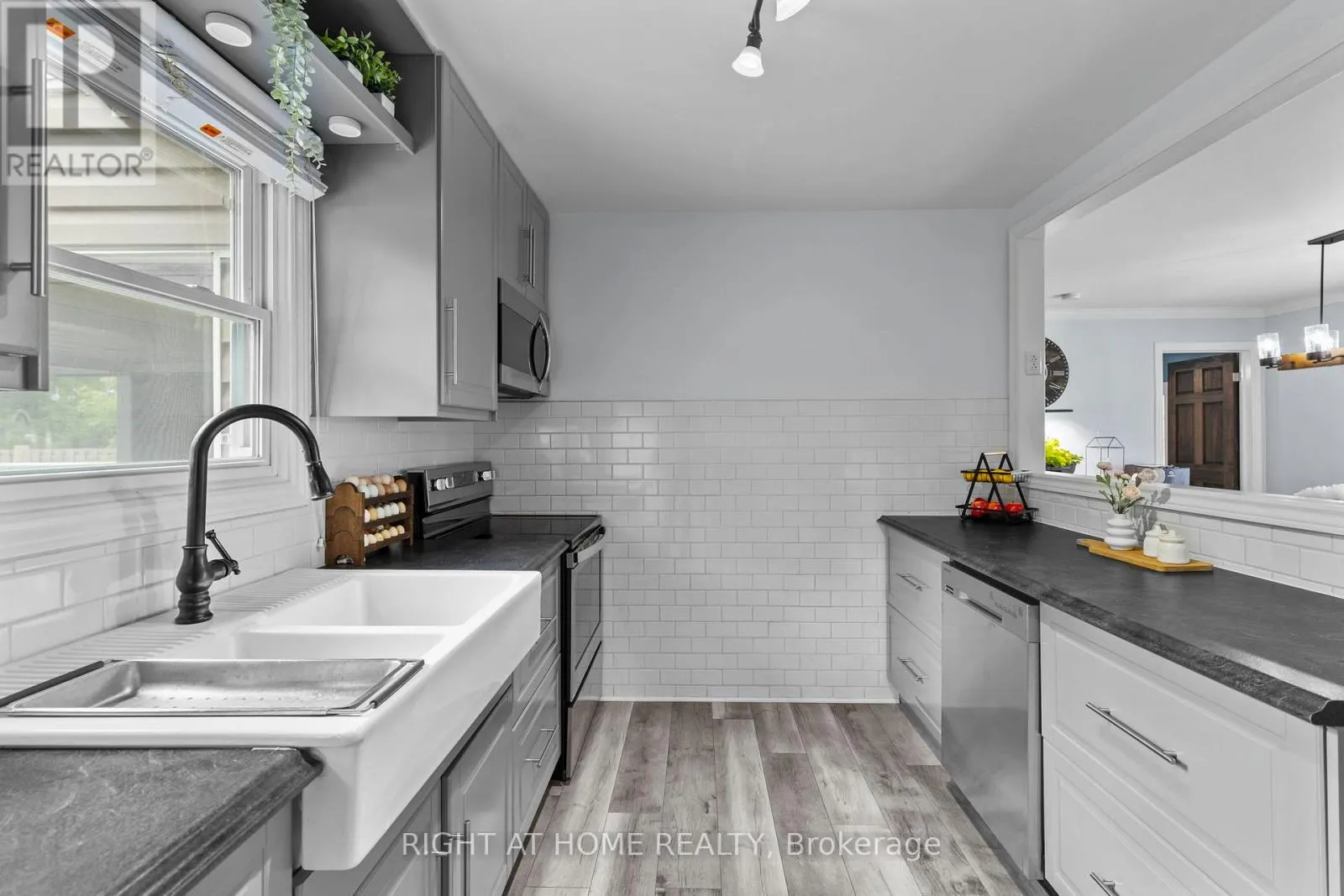 124 SYDENHAM STREET