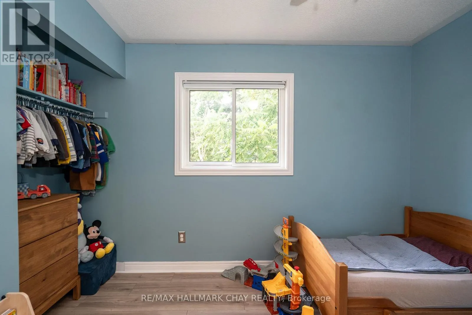 95 BANTING DRIVE