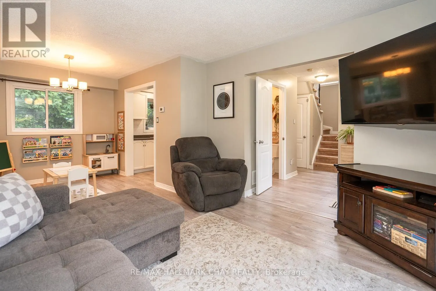 95 BANTING DRIVE