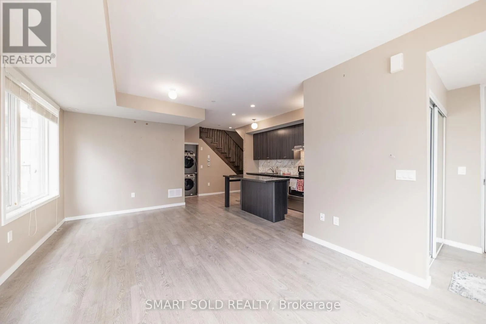 107 - 600 ALEX GARDNER CIRCLE