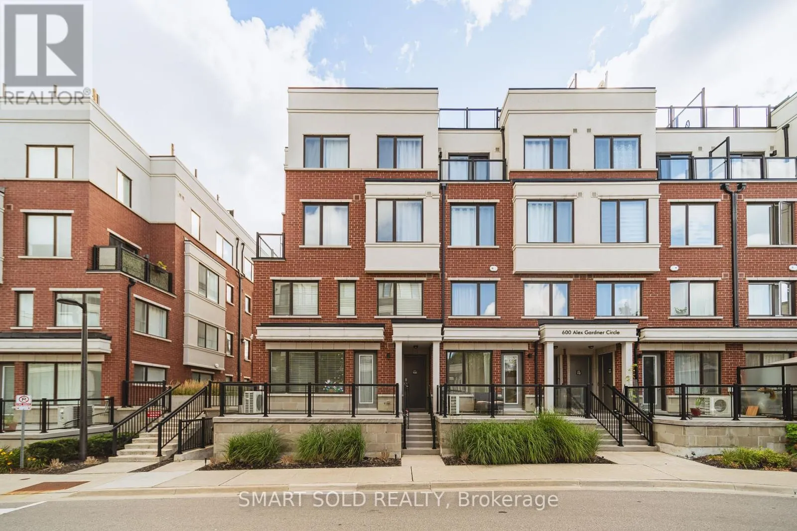 107 - 600 ALEX GARDNER CIRCLE