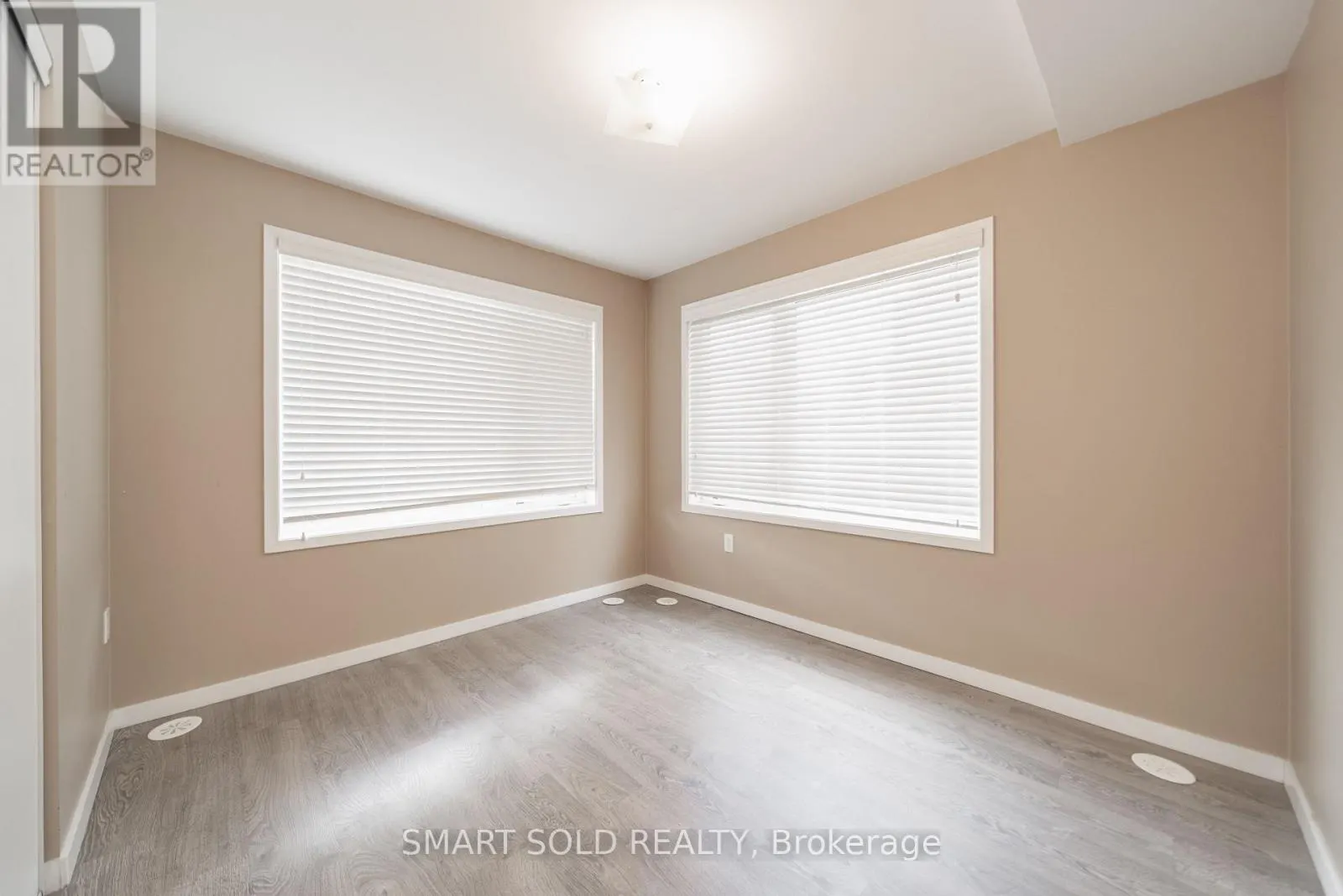 107 - 600 ALEX GARDNER CIRCLE