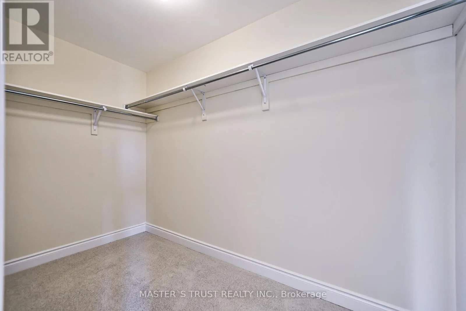 126 LORNE THOMAS PLACE