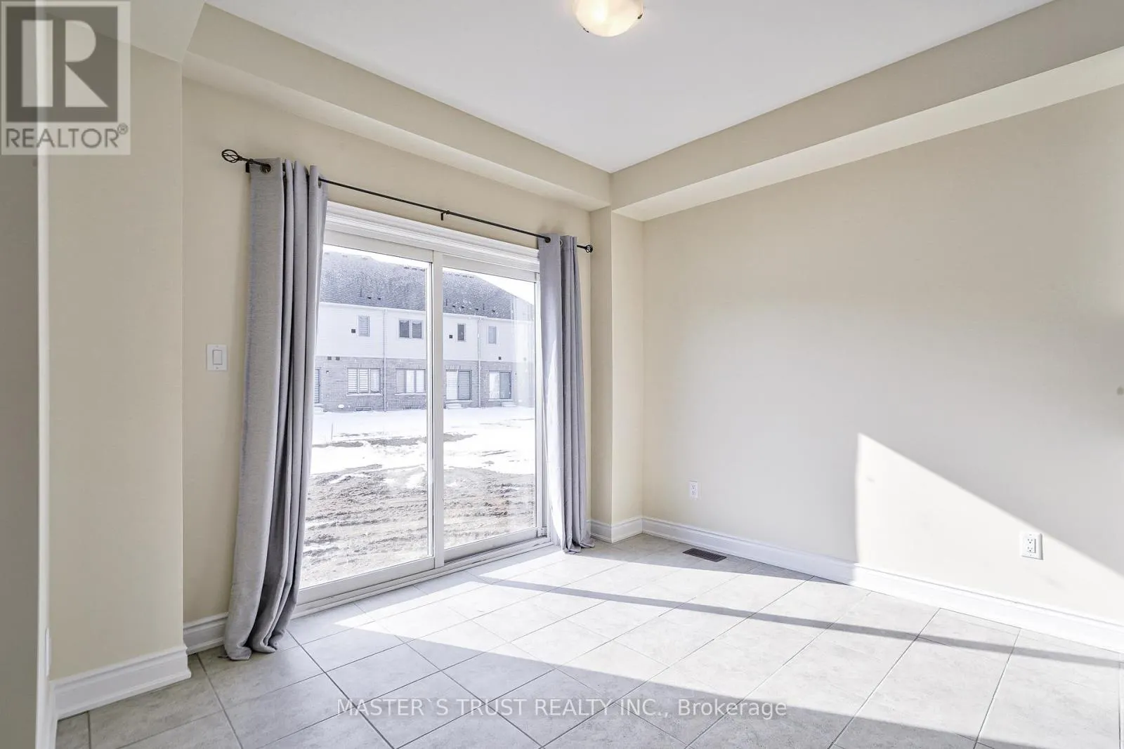 126 LORNE THOMAS PLACE