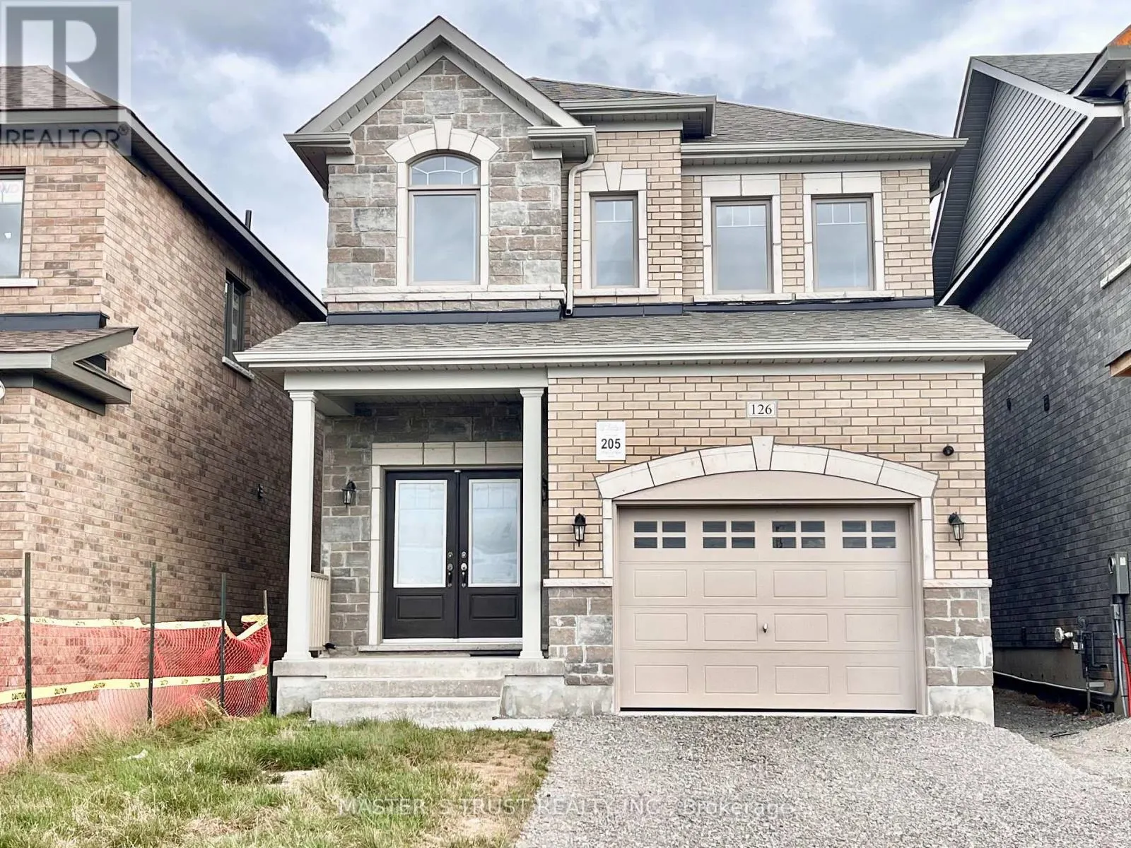 126 LORNE THOMAS PLACE