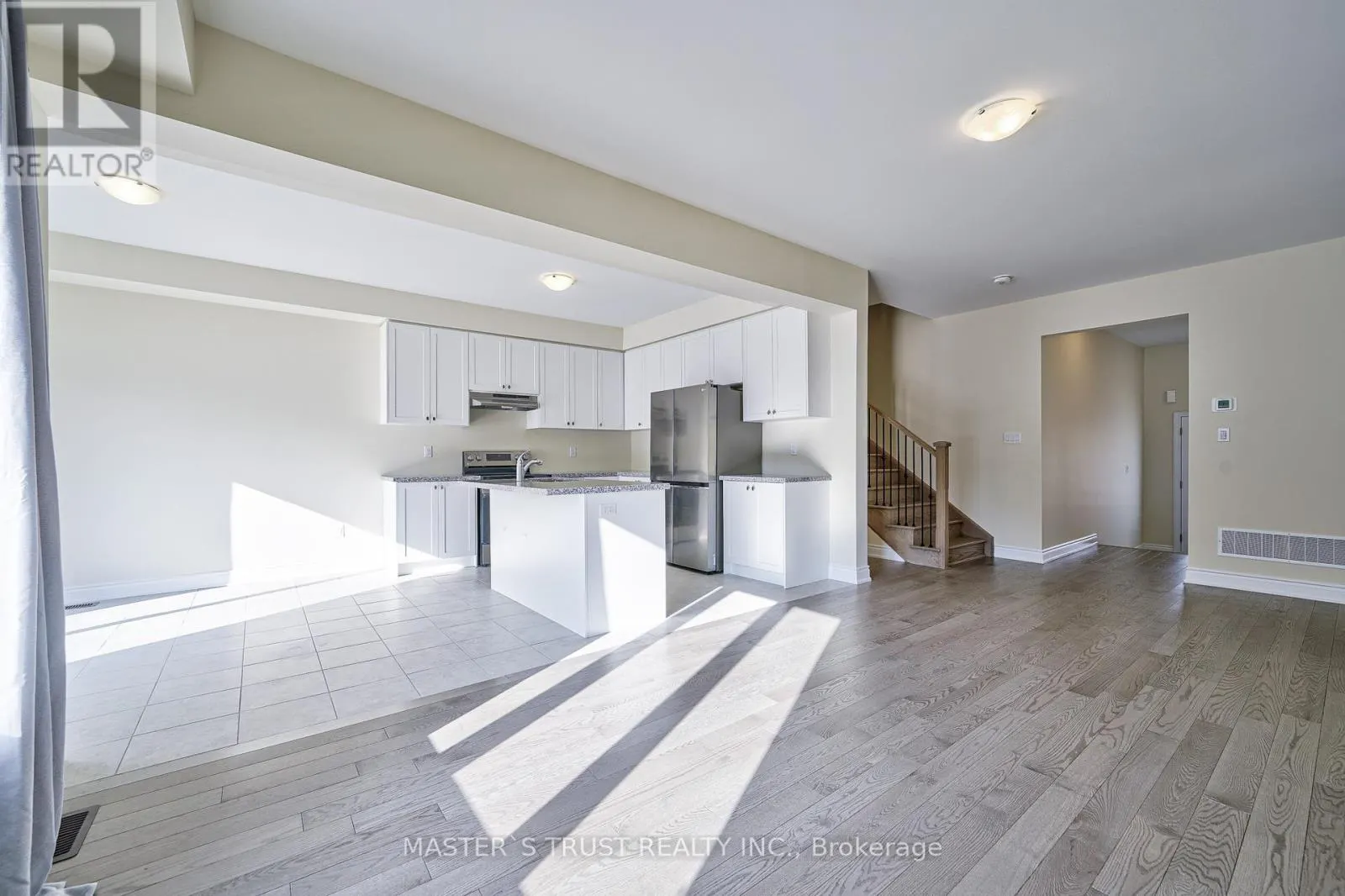 126 LORNE THOMAS PLACE