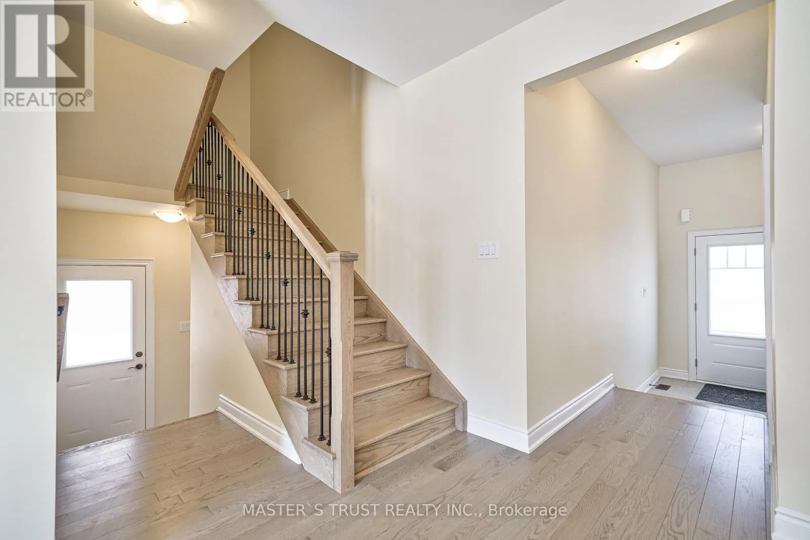 126 LORNE THOMAS PLACE