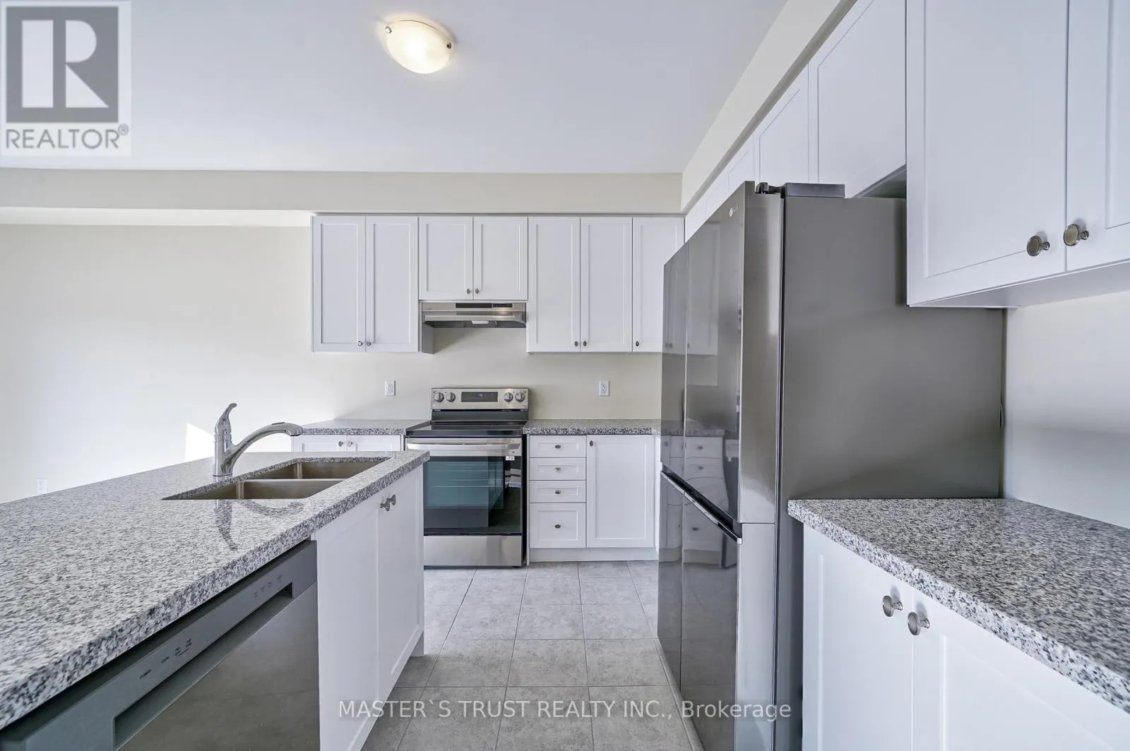 126 LORNE THOMAS PLACE