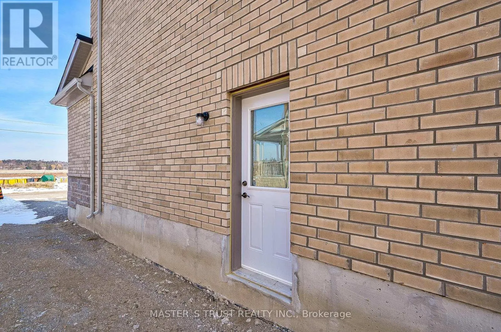 126 LORNE THOMAS PLACE