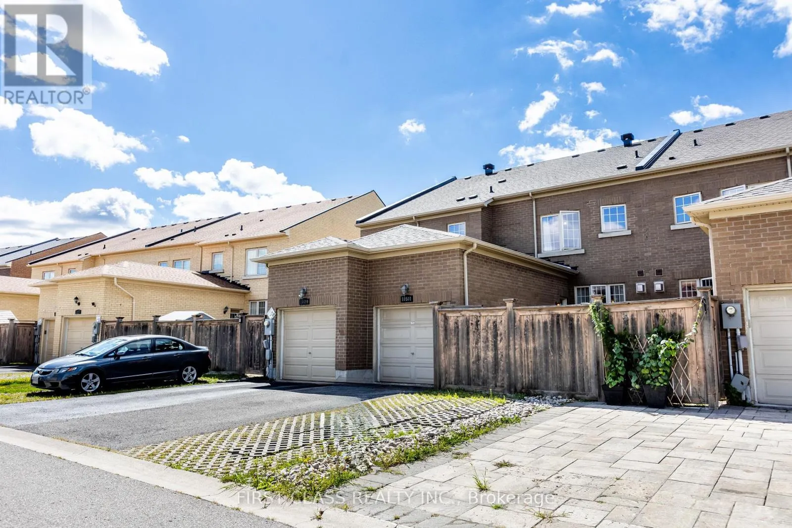 10501 WOODBINE BYPASS AVENUE