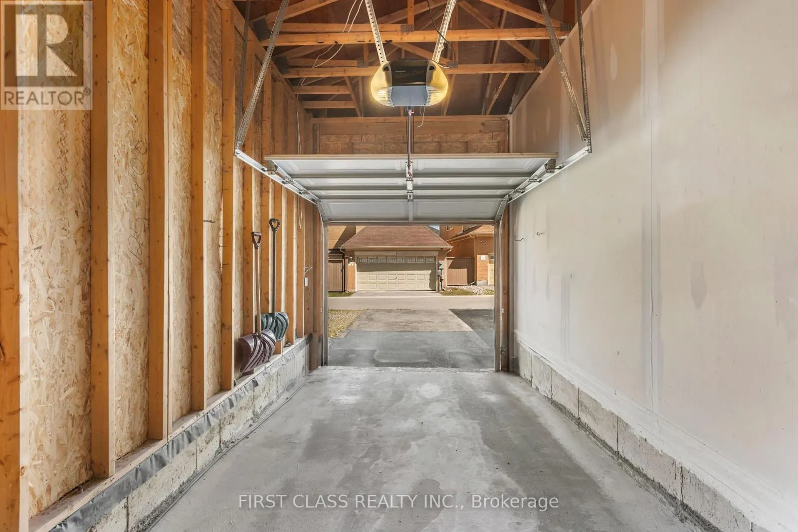 10501 WOODBINE BYPASS AVENUE