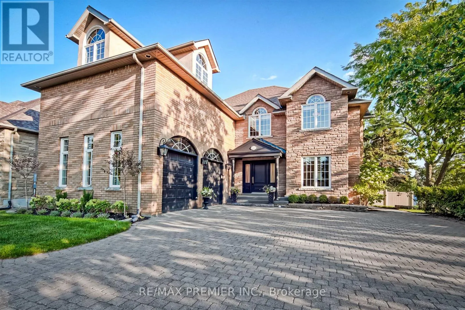 115 SOUTHLAWN DRIVE