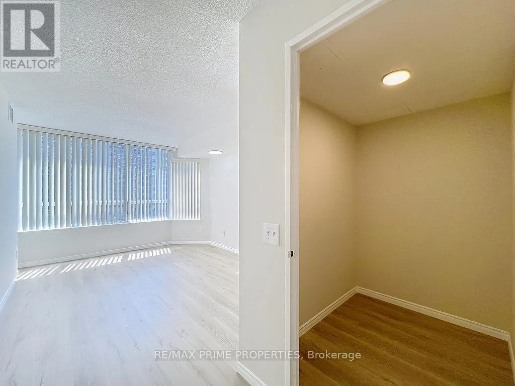 608 - 91 TOWNSGATE DRIVE
