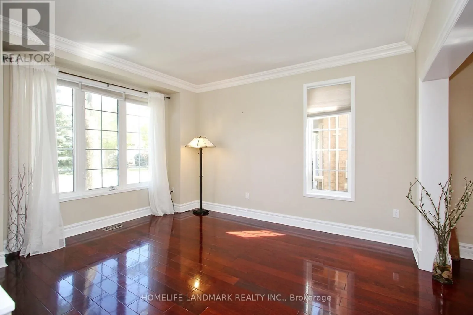 44 SKYWOOD DRIVE
