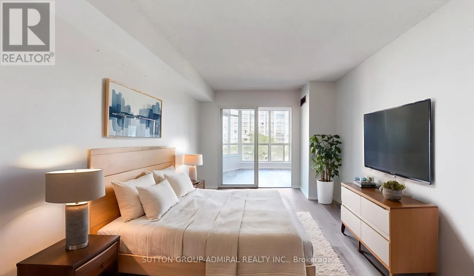410 - 175 CEDAR AVENUE