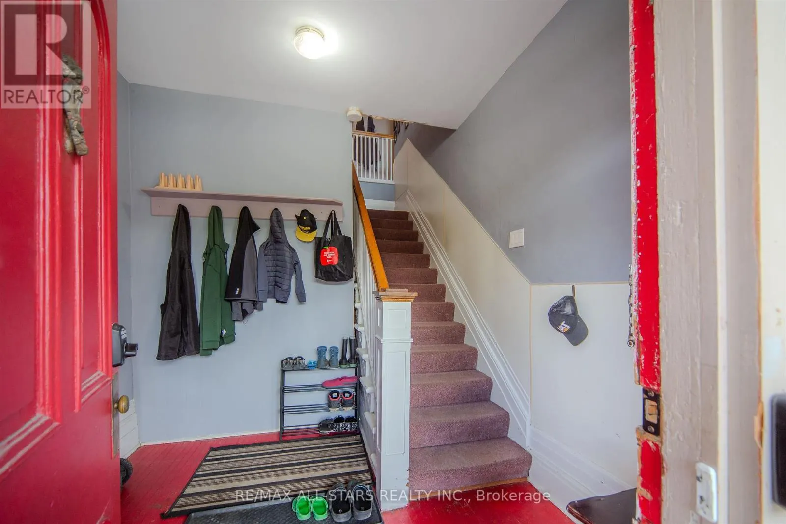 56 BROCK STREET E