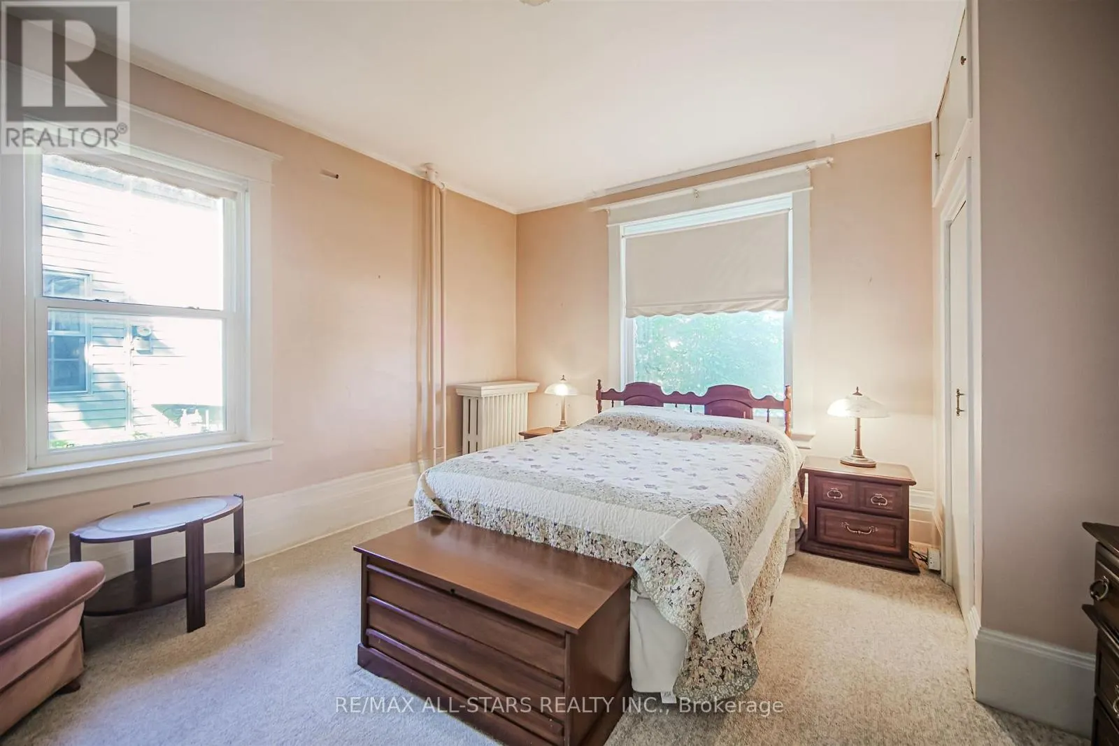 56 BROCK STREET E