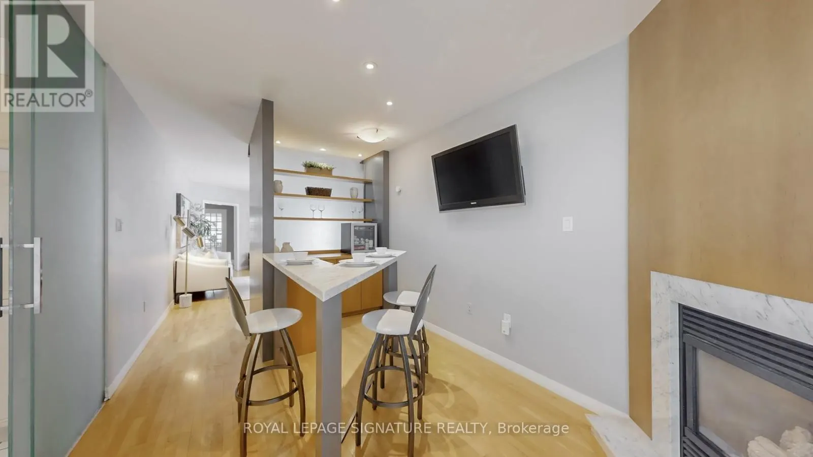 88 LARRATT LANE
