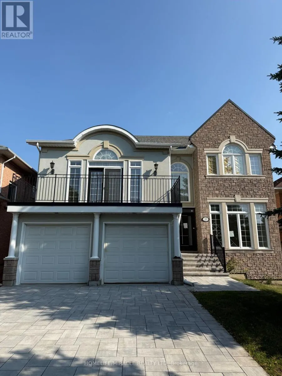 20 CASSANDRA CRESCENT