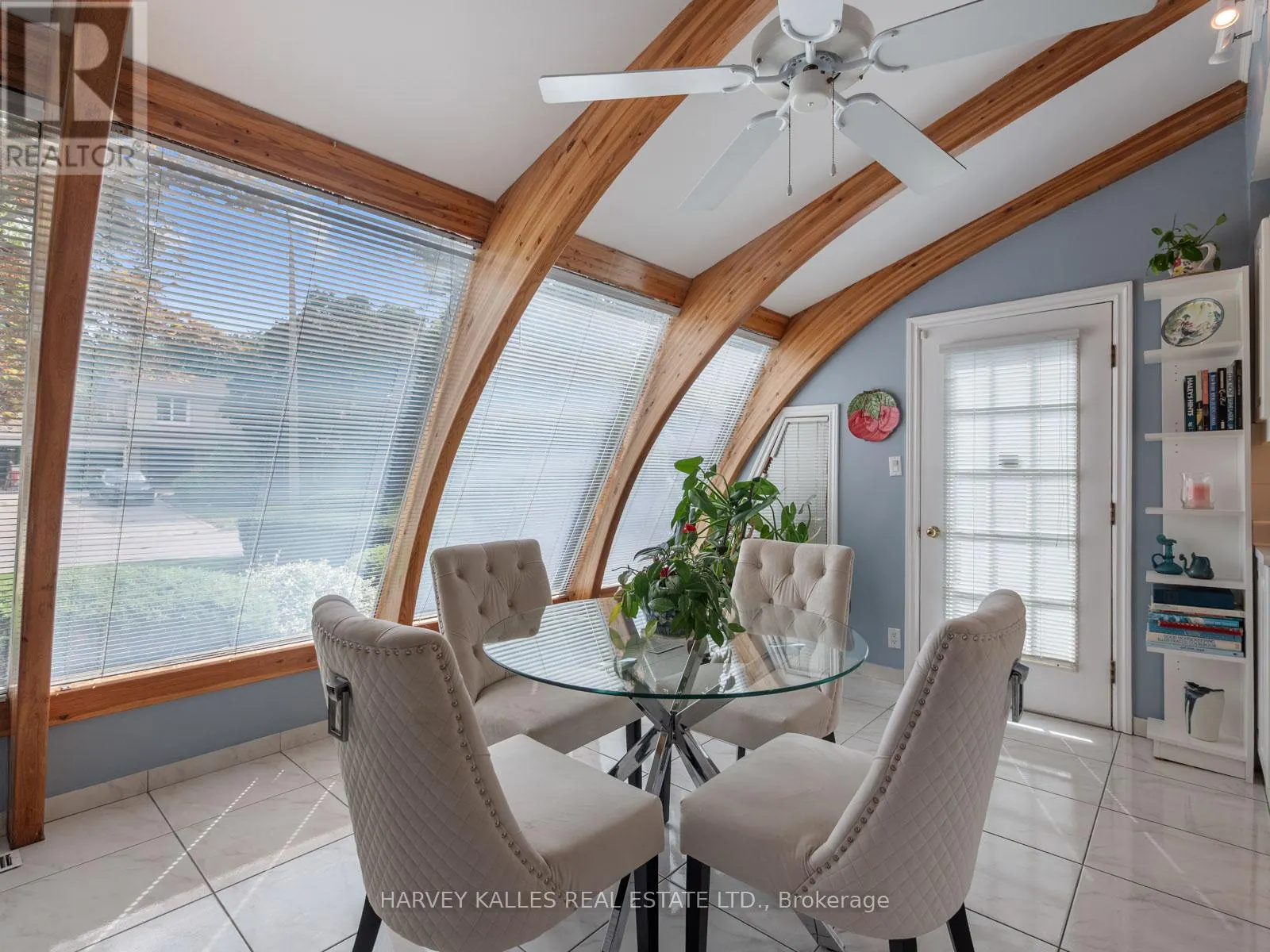24 DELAIR CRESCENT