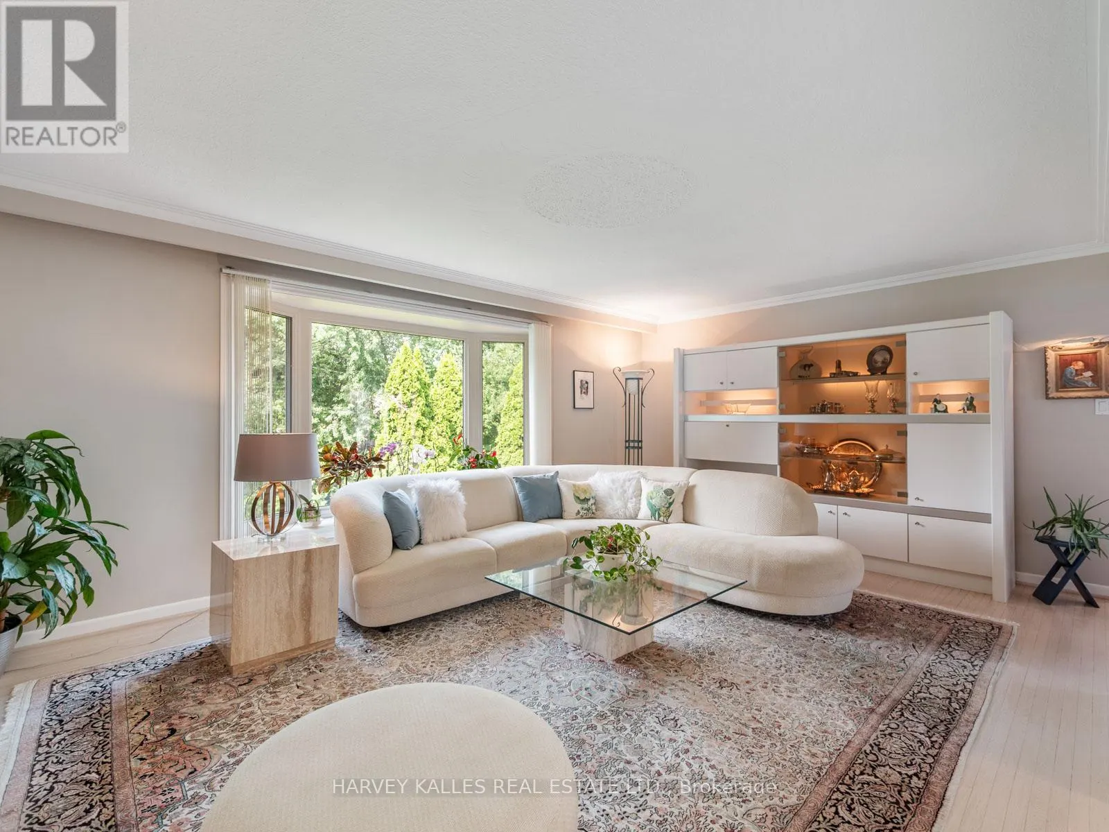24 DELAIR CRESCENT