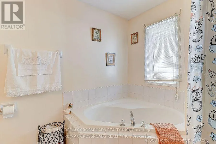 29 BILLINGSLEY CRESCENT