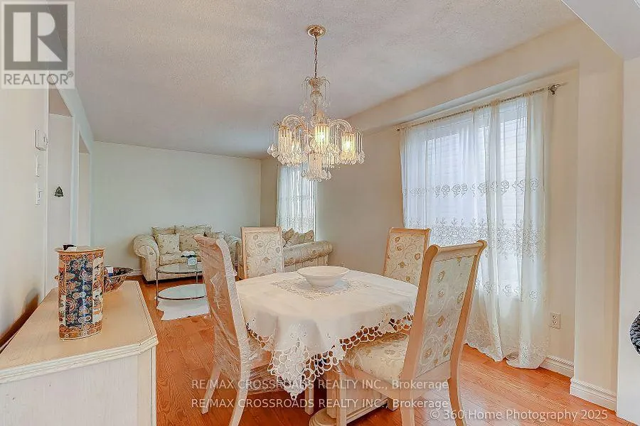 29 BILLINGSLEY CRESCENT