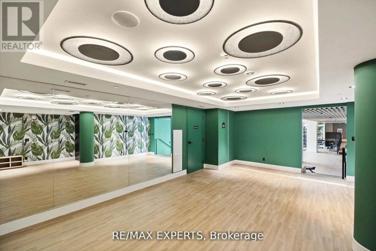 1425A - 7950 BATHURST STREET
