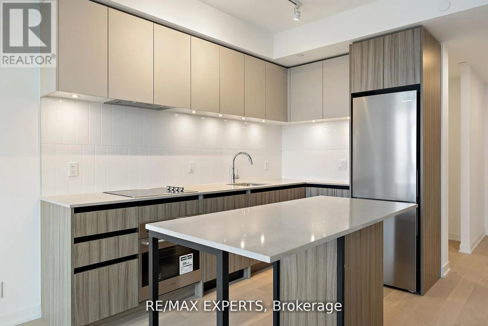 1425A - 7950 BATHURST STREET