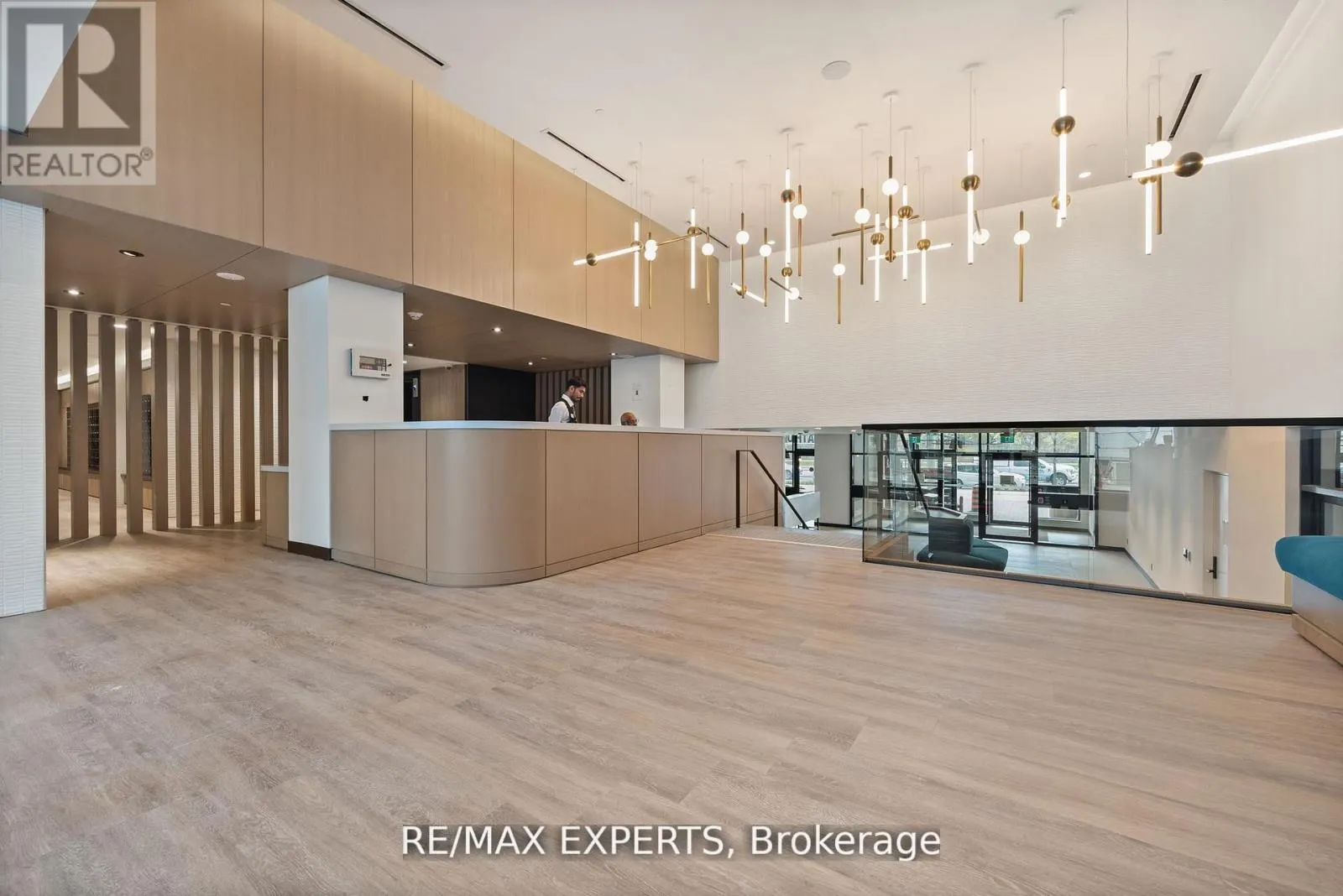 1425A - 7950 BATHURST STREET