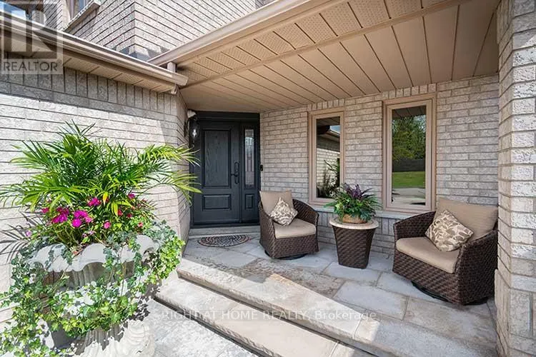166 ROYALPARK WAY