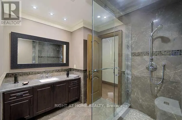 166 ROYALPARK WAY