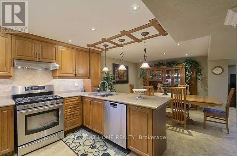 166 ROYALPARK WAY