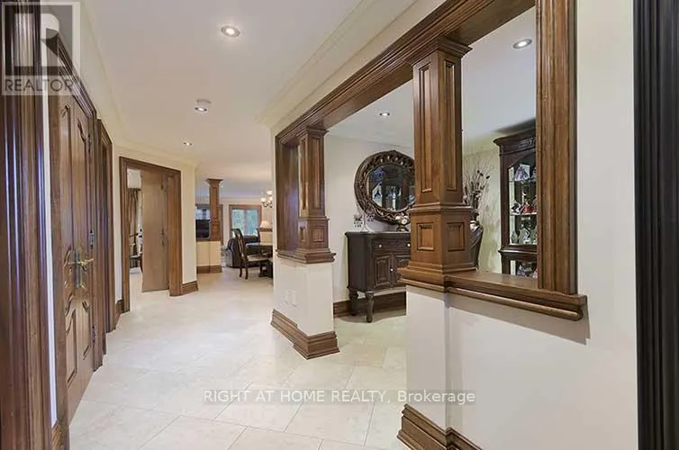 166 ROYALPARK WAY