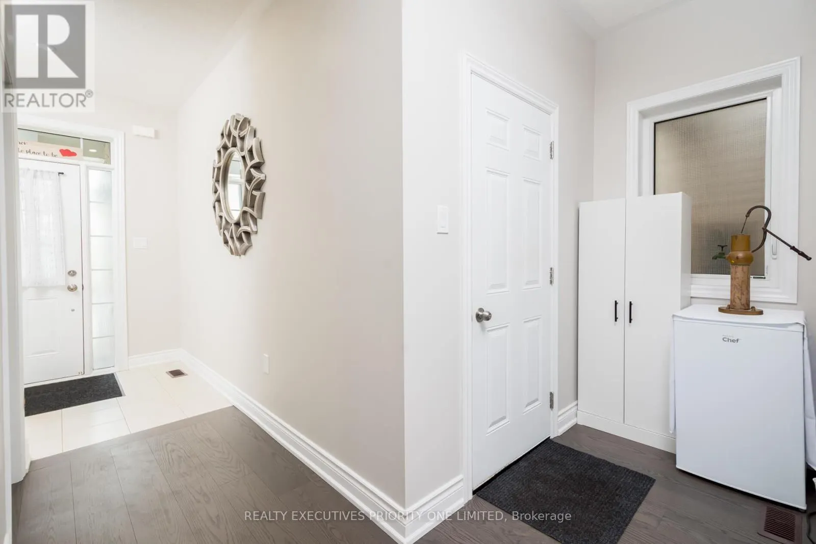 47 GREENWOOD DRIVE