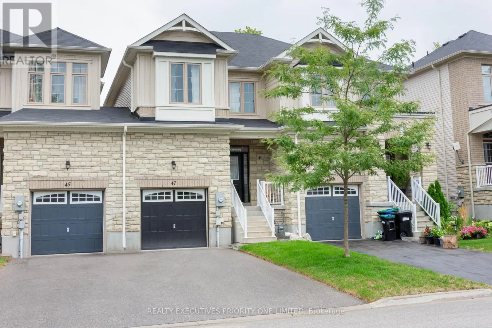 47 GREENWOOD DRIVE
