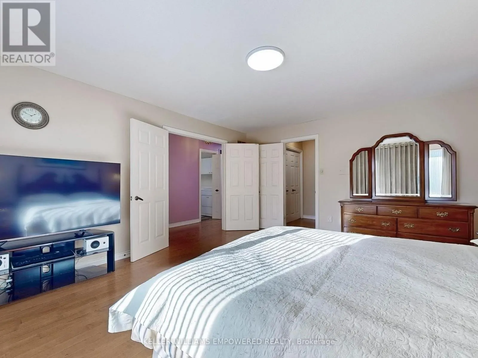 315 WOODLAND ACRES CRESCENT