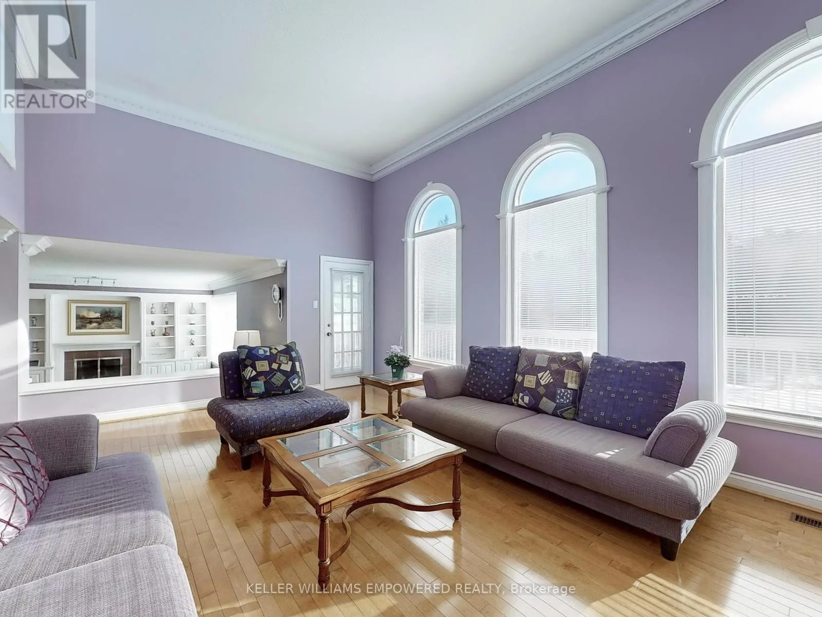 315 WOODLAND ACRES CRESCENT