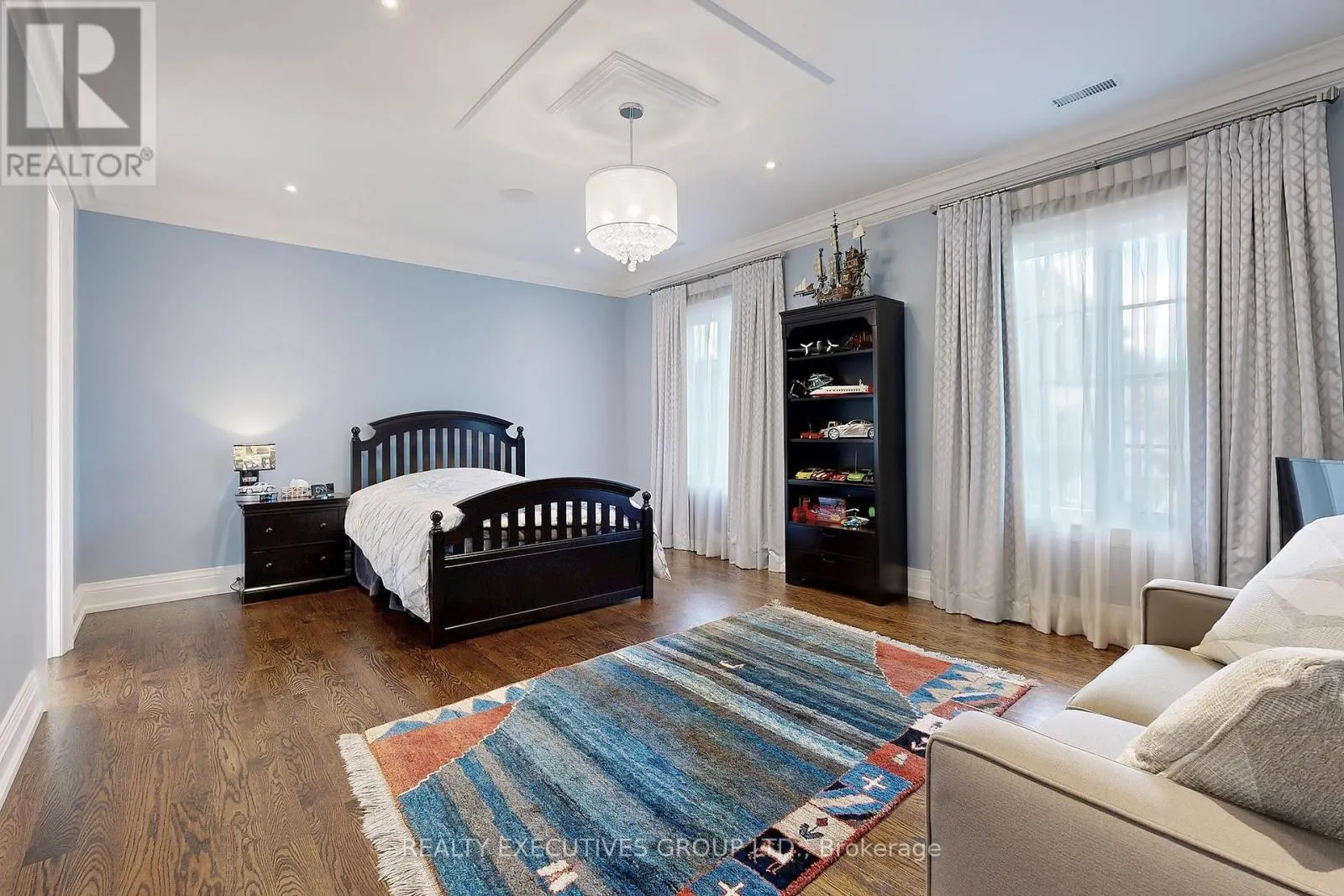 169 BAY THORN DRIVE