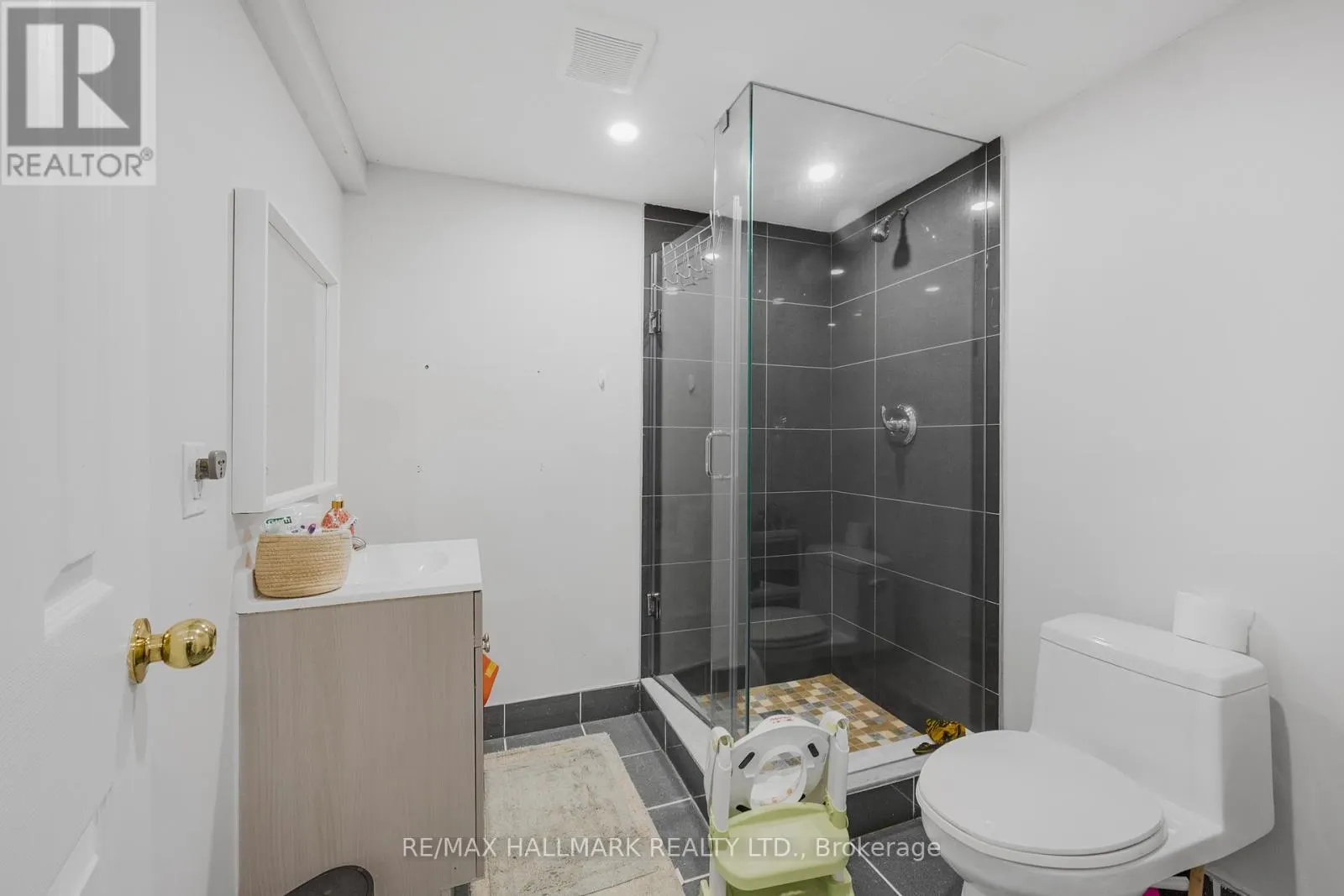 133 HEATHWOOD HEIGHTS DRIVE