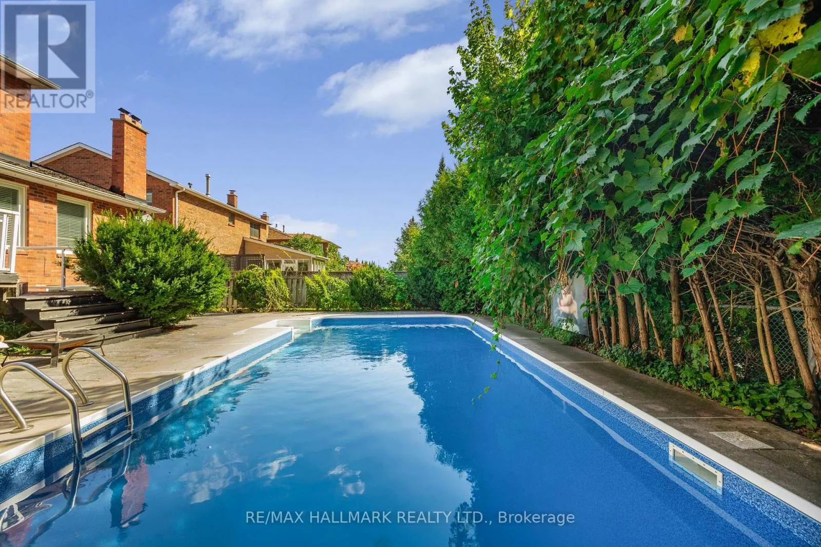 133 HEATHWOOD HEIGHTS DRIVE