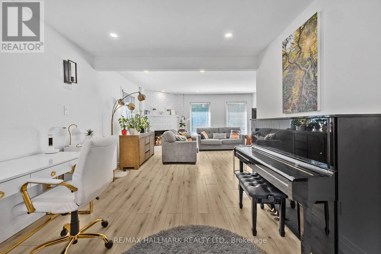133 HEATHWOOD HEIGHTS DRIVE