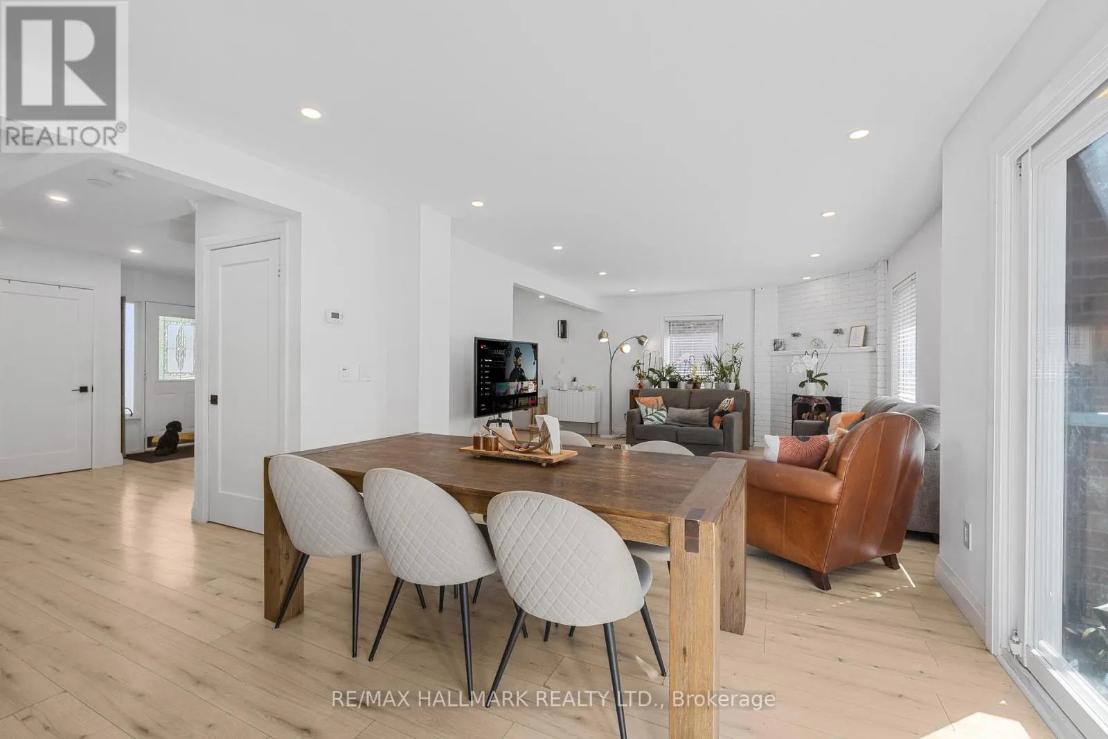 133 HEATHWOOD HEIGHTS DRIVE